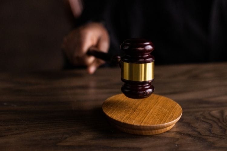 Bản án, quyết định nào được thi hành theo quy định pháp luật? 2 Bản án, quyết định nào được thi hành theo quy định pháp luật?