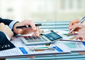 Phân biệt đặt cọc và tạm ứng trong hợp đồng: Đâu là điểm khác biệt?