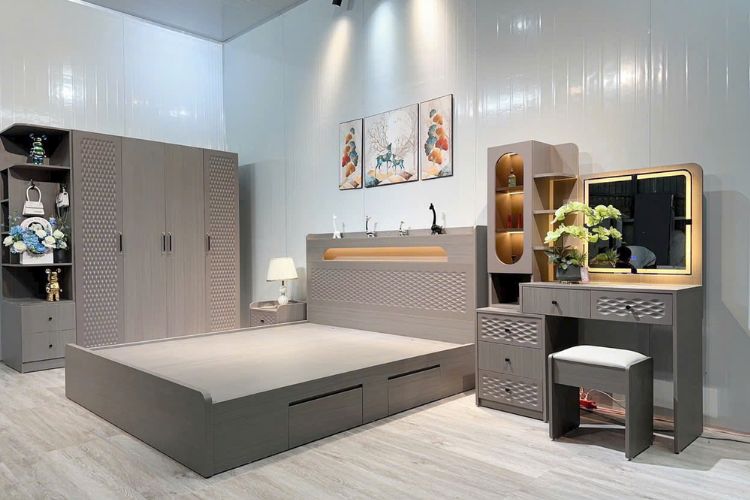 Mã ngành 4642 Bán buôn giường, tủ, bàn ghế và đồ nội thất tương tự trong gia đình, văn phòng, cửa hàng; thảm, đệm và thiết bị chiếu sáng
