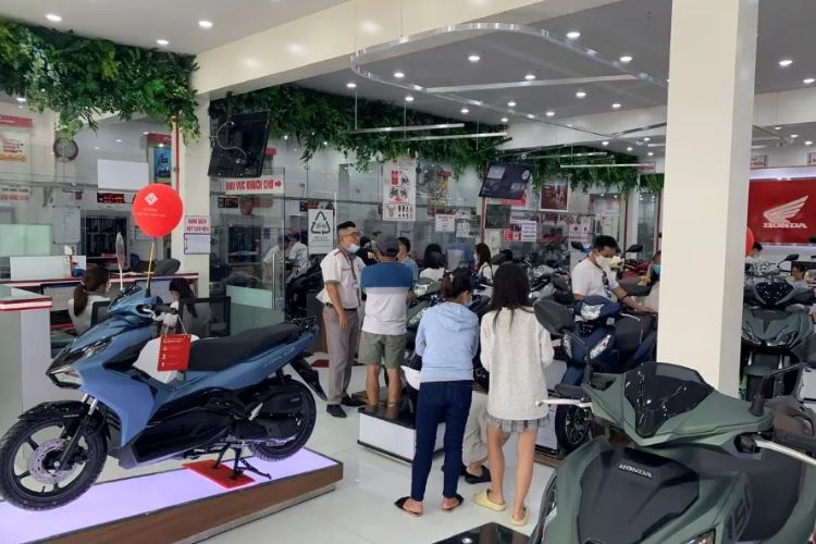 Mã ngành 4783 Bán lẻ mô tô, xe máy, phụ tùng và các bộ phận phụ trợ của mô tô, xe máy